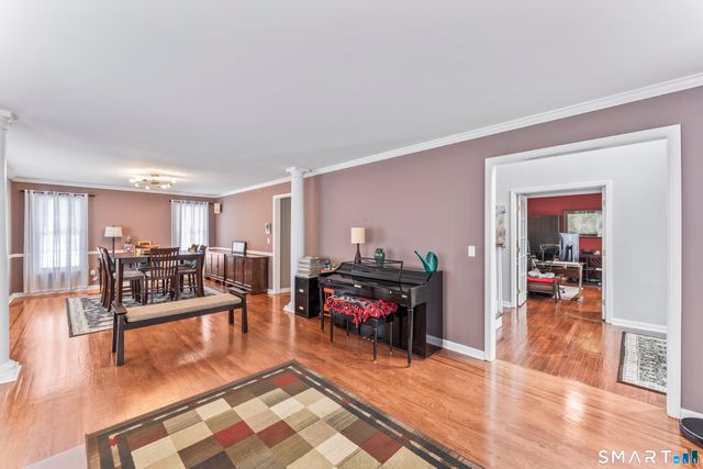 32 Yogananda Street, Newtown, CT 06482