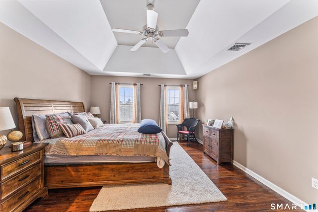 32 Yogananda Street, Newtown, CT 06482