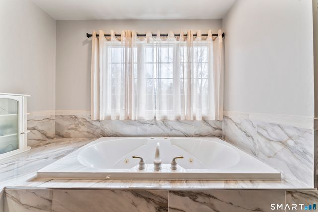 32 Yogananda Street, Newtown, CT 06482