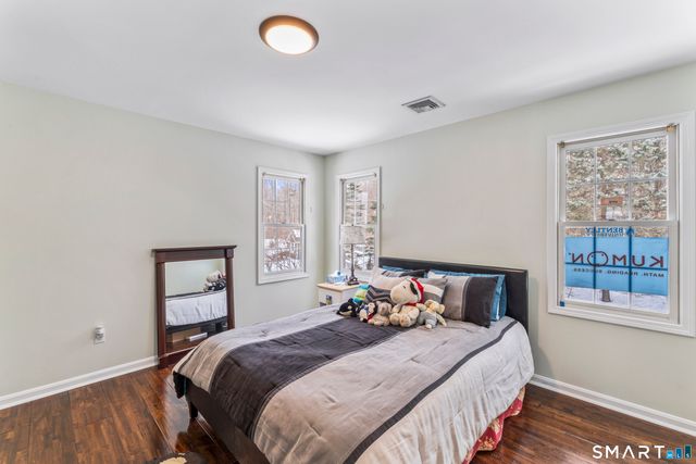 32 Yogananda Street, Newtown, CT 06482