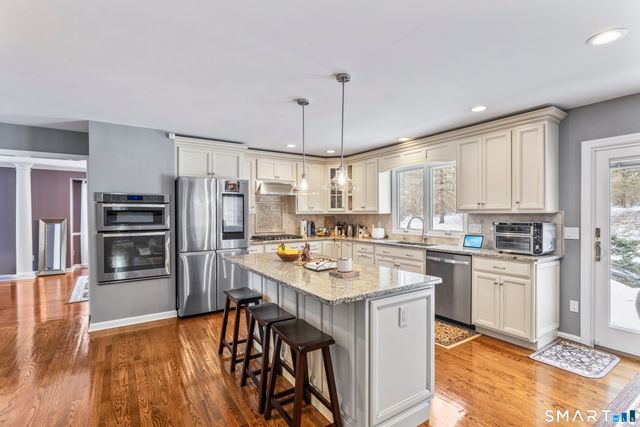 32 Yogananda Street, Newtown, CT 06482