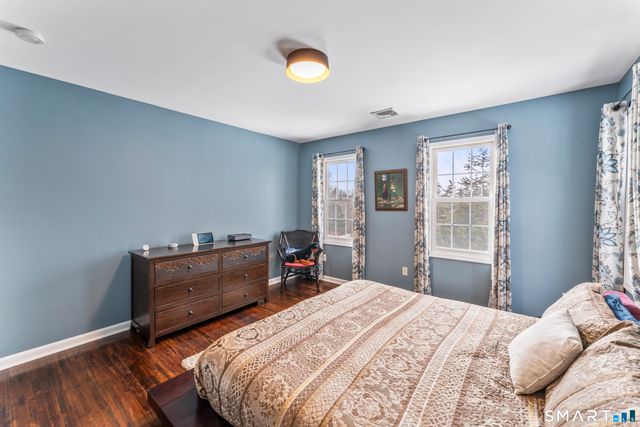 32 Yogananda Street, Newtown, CT 06482