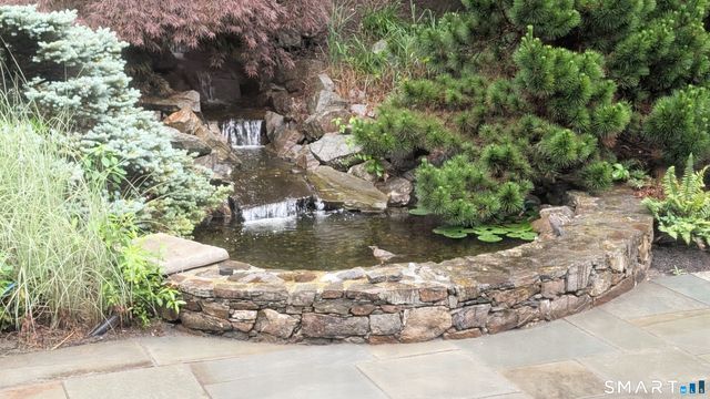 32 Yogananda Street, Newtown, CT 06482