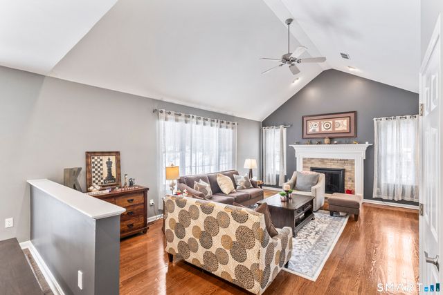 32 Yogananda Street, Newtown, CT 06482