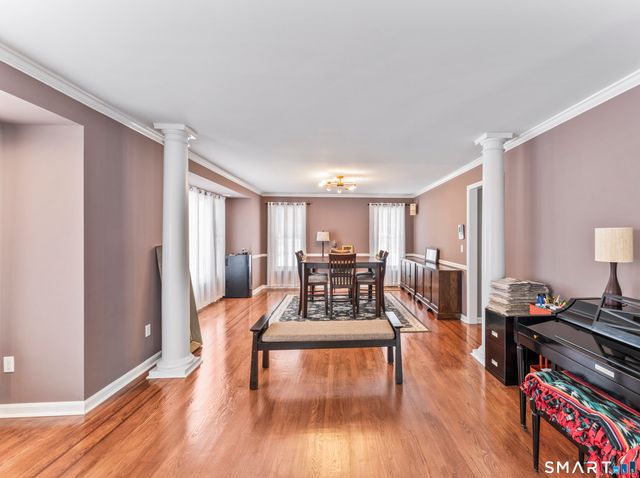 32 Yogananda Street, Newtown, CT 06482