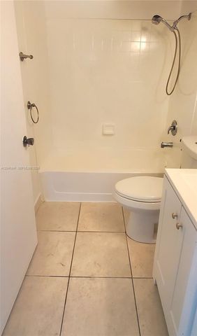 7405 SW 152nd Avenue 1013, Miami, FL 33193