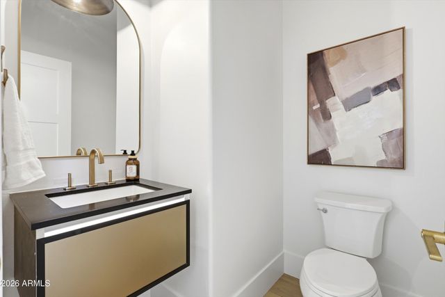 1360 S MULBERRY Street, Gilbert, AZ 85296