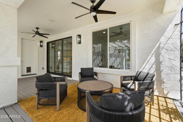 1360 S MULBERRY Street, Gilbert, AZ 85296