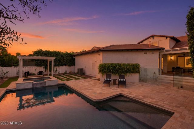 1360 S MULBERRY Street, Gilbert, AZ 85296