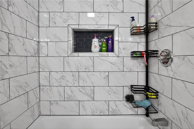 12704 E 48 Terrace S, Independence, MO 64055
