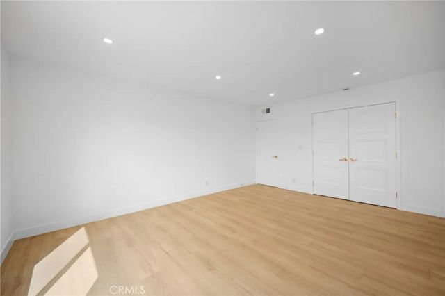1401 Valley View Road 329, Glendale, CA 91202