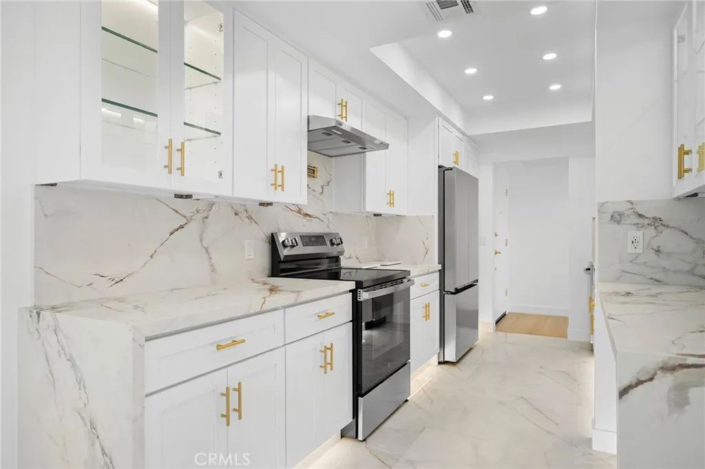 1401 Valley View Road 329, Glendale, CA 91202