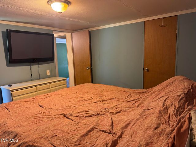 90 Railroad Avenue, Saint Paul, VA 24283
