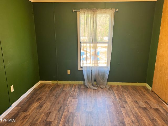 90 Railroad Avenue, Saint Paul, VA 24283