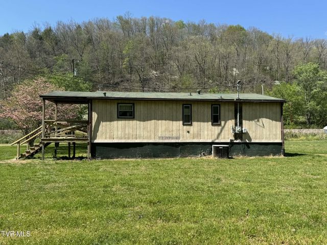 90 Railroad Avenue, Saint Paul, VA 24283