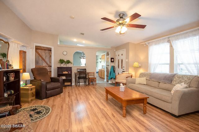 1142 Coquina Bluff, Daytona Beach, FL 32117