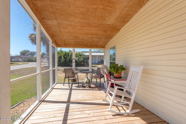 1142 Coquina Bluff, Daytona Beach, FL 32117