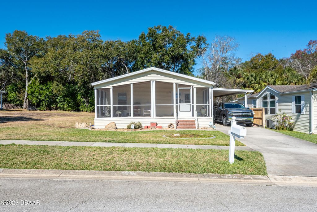 1142 Coquina Bluff, Daytona Beach, FL 32117