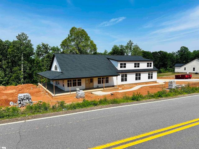 850 Cattle Drive, Laurens, SC 29360
