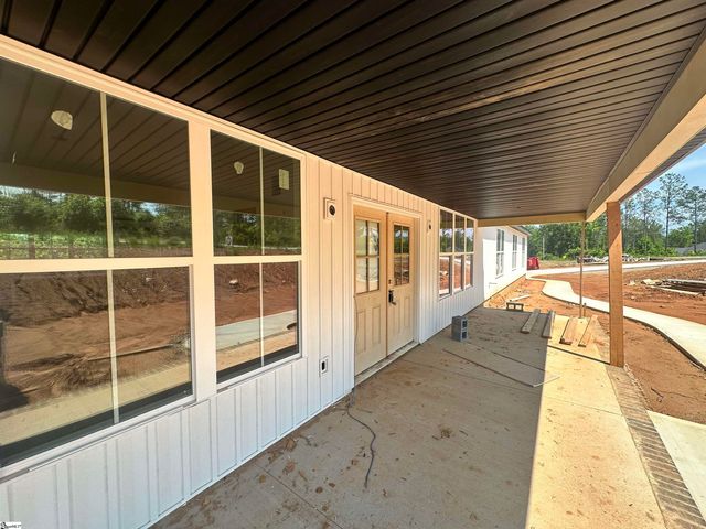 850 Cattle Drive, Laurens, SC 29360