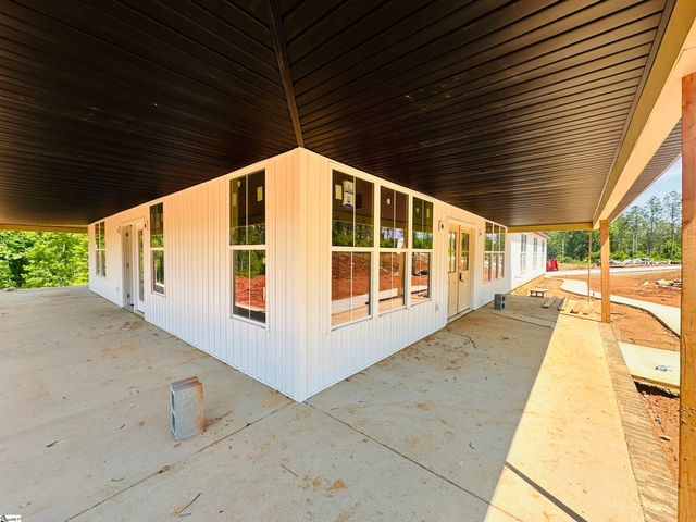 850 Cattle Drive, Laurens, SC 29360