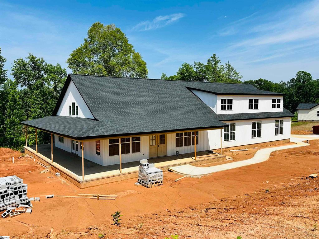 850 Cattle Drive, Laurens, SC 29360