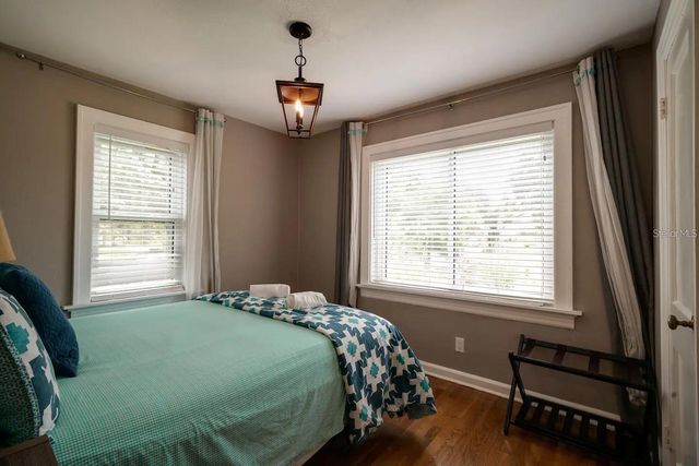 1501 29TH AVENUE N, St Petersburg, FL 33704