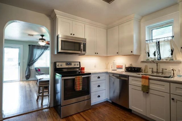 1501 29TH AVENUE N, St Petersburg, FL 33704