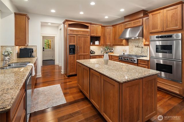 1262 173rd Avenue NE, Bellevue, WA 98008