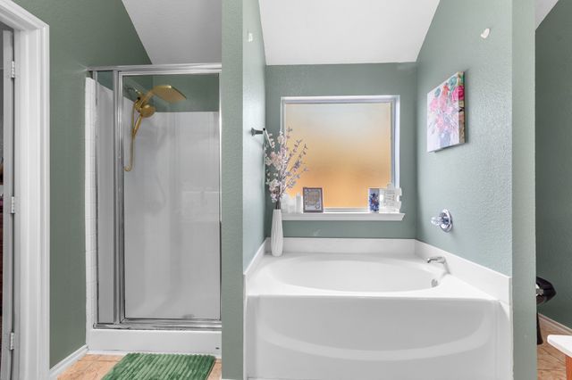 1631 Nashwood Drive, Grand Prairie, TX 75051