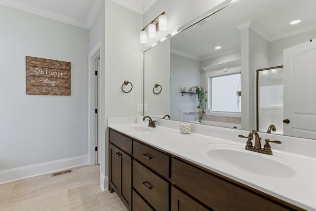 240 Windmill Trl, Hermitage, TN 37076