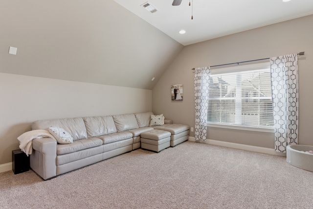 240 Windmill Trl, Hermitage, TN 37076