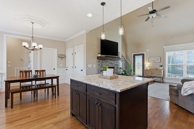 240 Windmill Trl, Hermitage, TN 37076