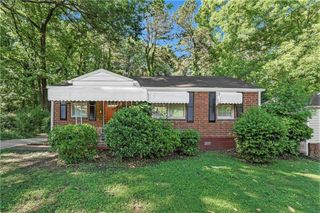 2576 Godfrey NW Drive, Atlanta, GA 30318
