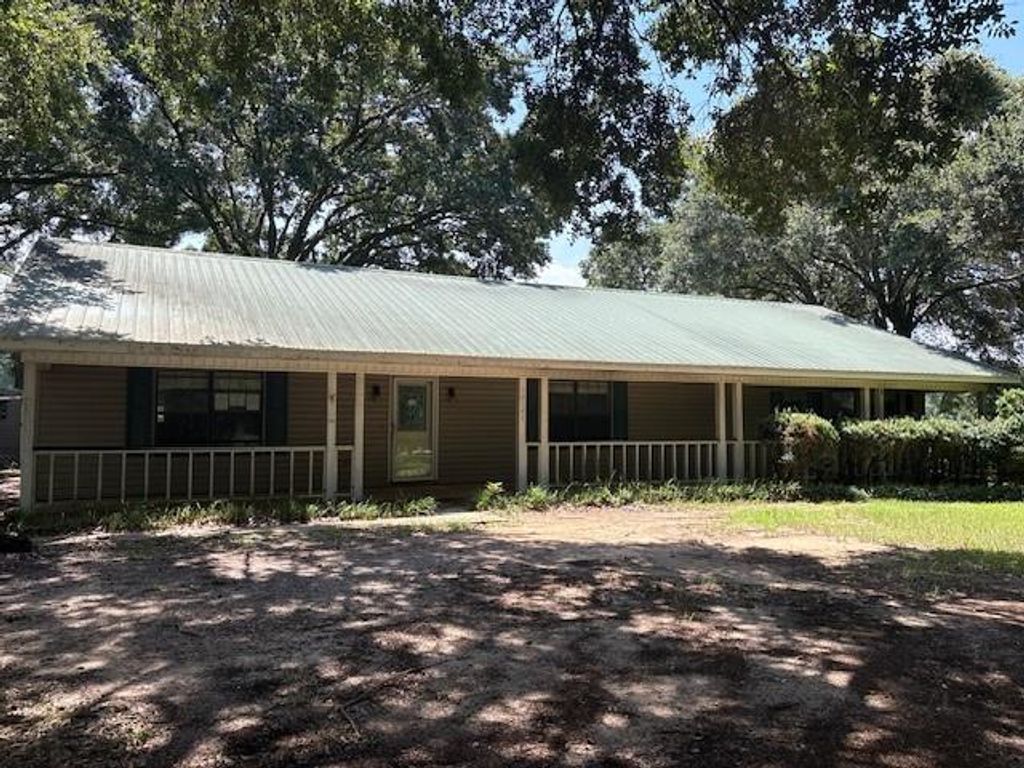 13141 Holly Court, Grand Bay, AL 36541 — exterior