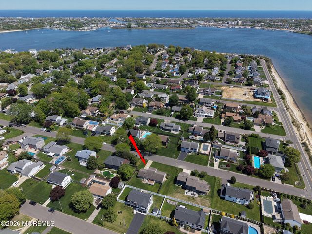 35 Cliffwood Drive, Neptune Township, NJ 07753