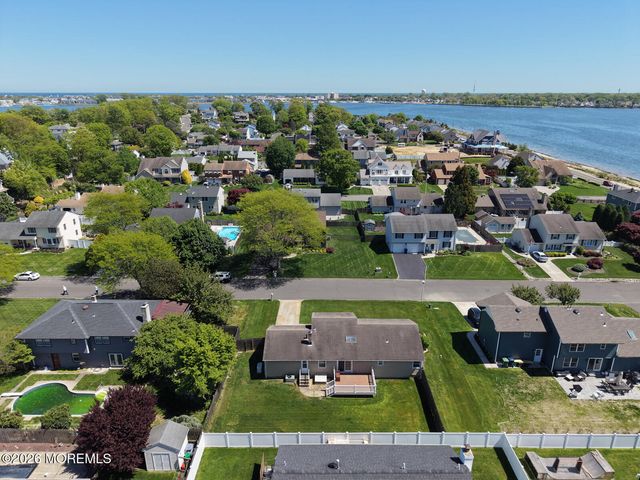 35 Cliffwood Drive, Neptune Township, NJ 07753