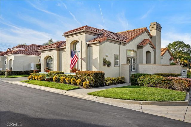 21355 Cancun, Mission Viejo, CA 92692