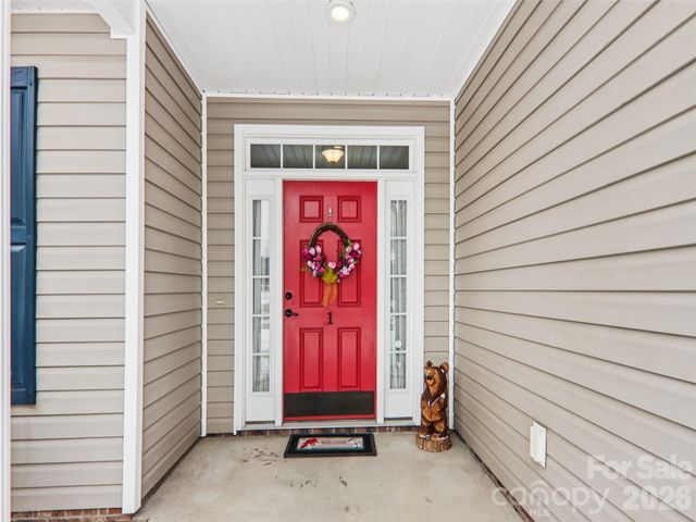 1 Breyerton Court, Asheville, NC 28804