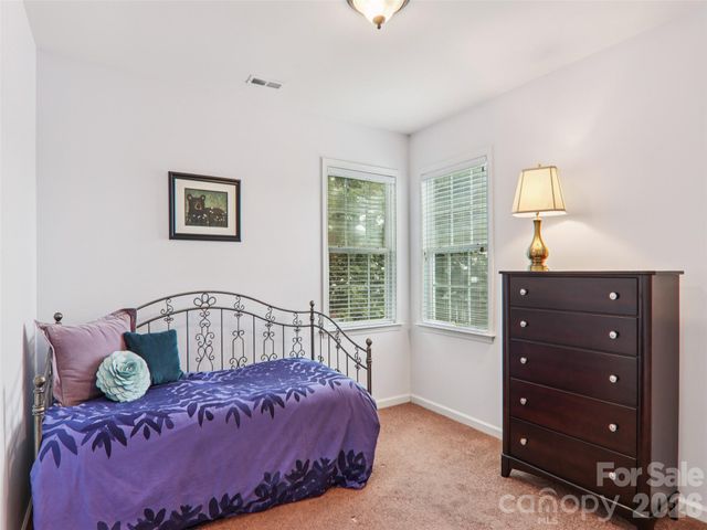 1 Breyerton Court, Asheville, NC 28804
