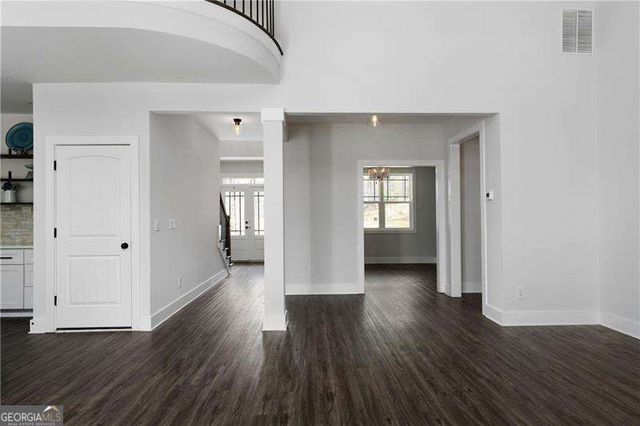 401 Blossom Trail, Acworth, GA 30101
