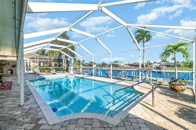 2019 SE 28th TER, Cape Coral, FL 33904