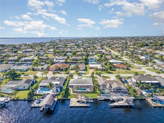 2019 SE 28th TER, Cape Coral, FL 33904