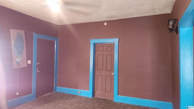 421 VALLEY ROAD, Fairfield, AL 35064