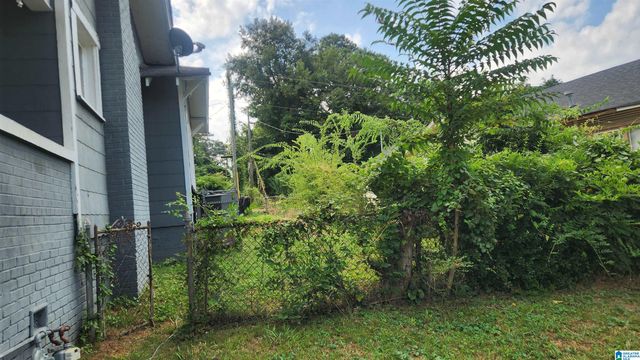 421 VALLEY ROAD, Fairfield, AL 35064