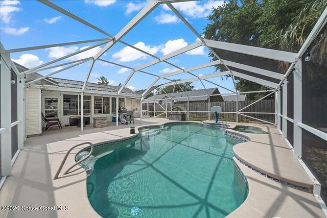 3320 Lakeview Circle, Melbourne, FL 32934