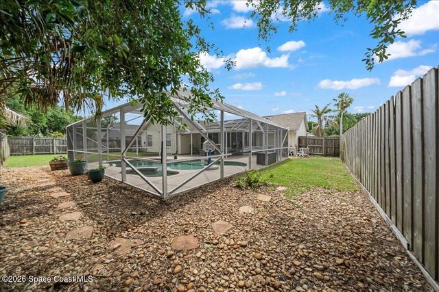 3320 Lakeview Circle, Melbourne, FL 32934