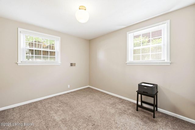 2410 Mahan Dr, Louisville, KY 40299