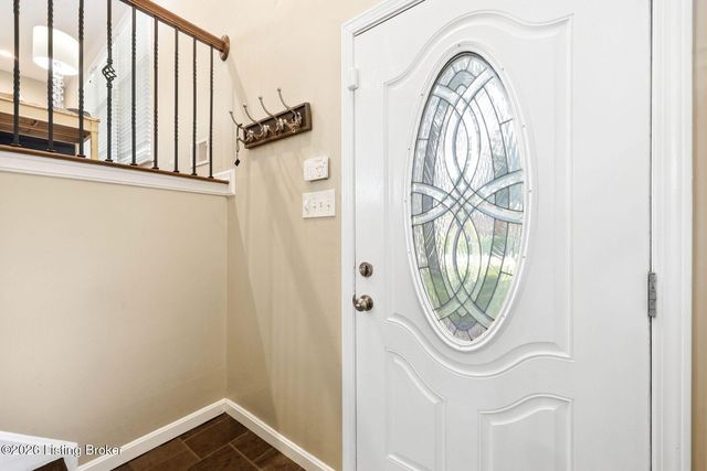 2410 Mahan Dr, Louisville, KY 40299