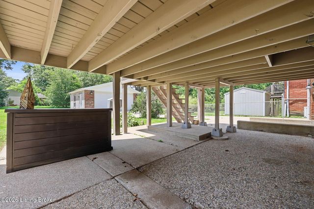 2410 Mahan Dr, Louisville, KY 40299
